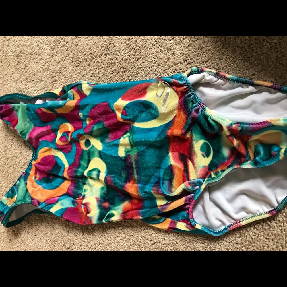 Gymnastics leotard